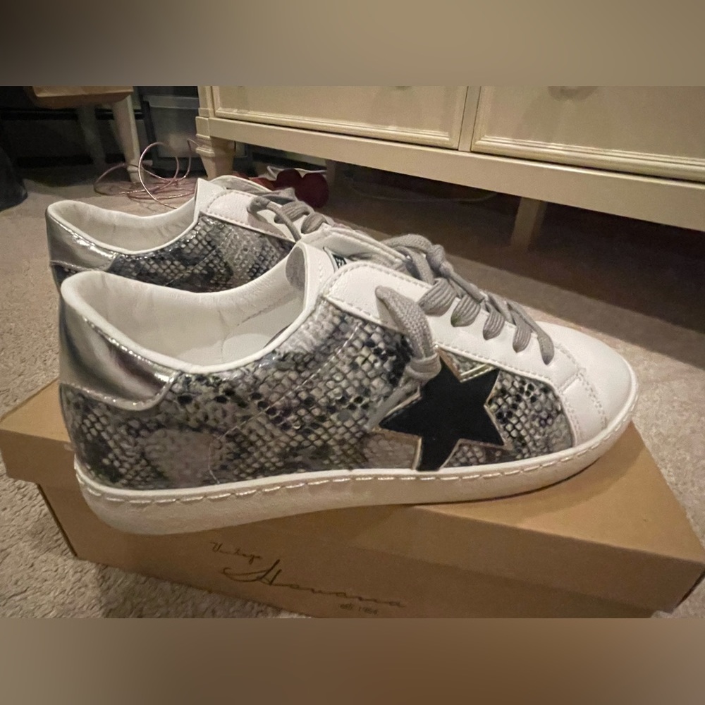 Vintage Havana Sneakers